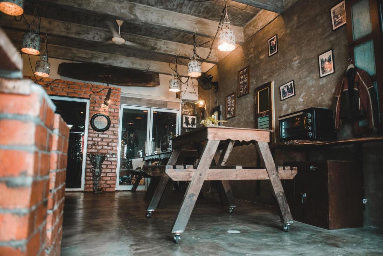 Хостел Motodorm Langkawi Куах Экстерьер фото